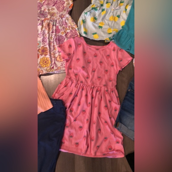 Girls summer clothing bundle - Picture 4 of 10